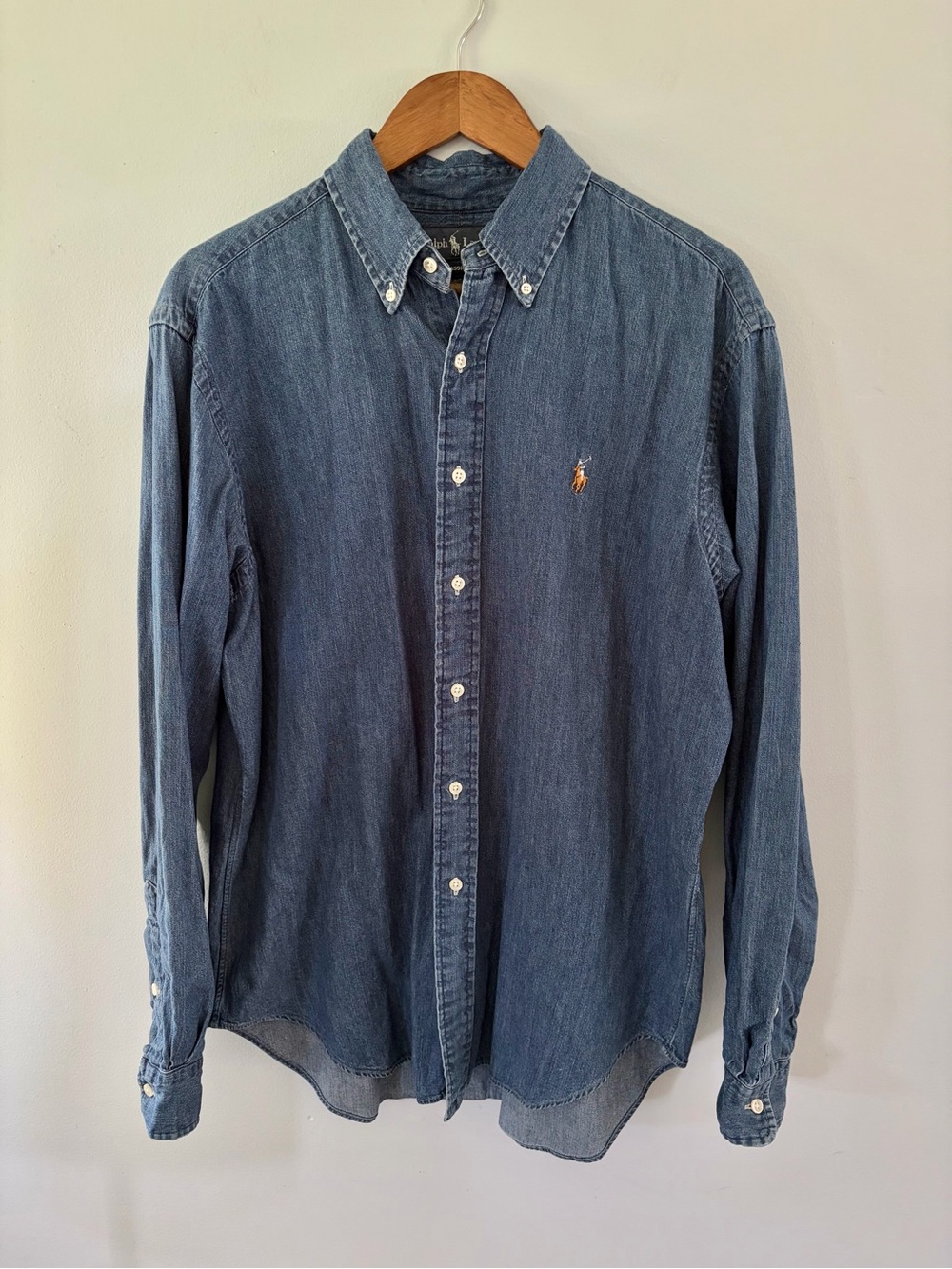 Ralph Lauren Denim Classic Fit Medium wash Pony Logo 90s Button Down Shirt